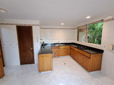 Casa de 4 alcobas en arriendo en Las Lomas, Medellín, 300 m² · foto 10 de 20