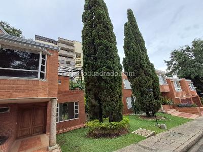 Casa de 4 alcobas en arriendo en Las Lomas, Medellín, 300 m² · foto 2 de 20