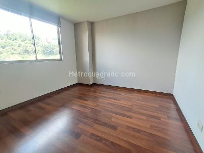 Apartamento de 2 alcobas en arriendo en Castropol, Medellín, 89 m² · foto 18 de 20