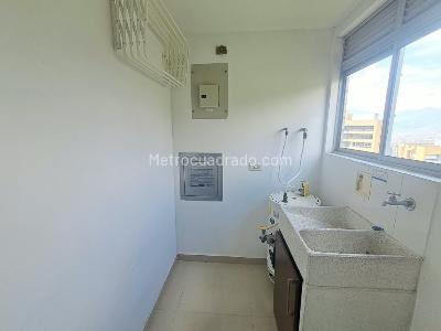 Apartamento de 2 alcobas en arriendo en Castropol, Medellín, 89 m² · foto 6 de 20