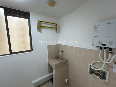 Apartamento de 3 alcobas en arriendo en Zuñiga, Envigado, 84 m² · foto 7 de 18
