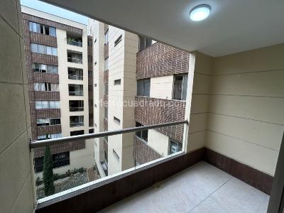 Apartamento de 3 alcobas en arriendo en Zuñiga, Envigado, 84 m² · foto 8 de 18
