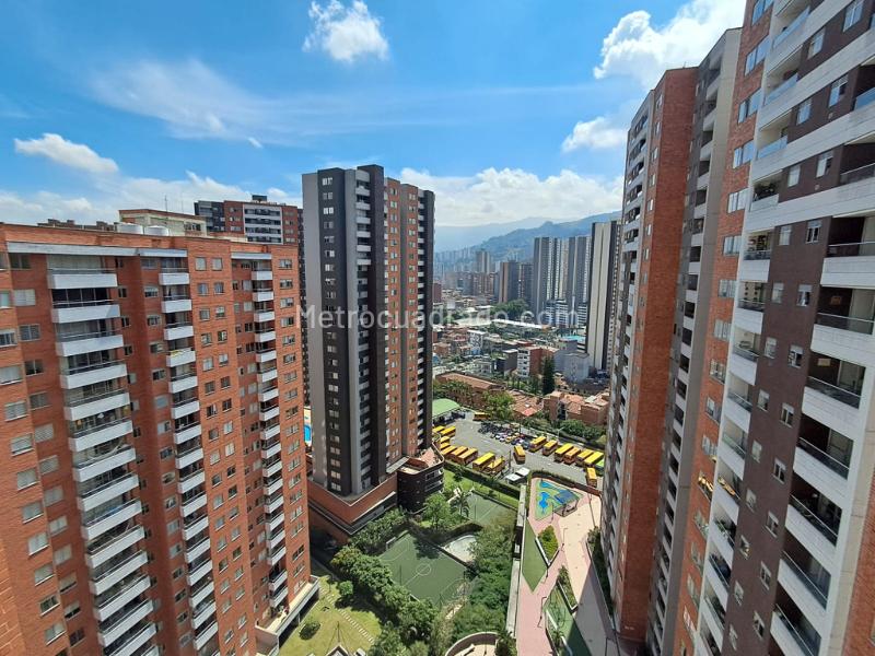 Spacious 3BR Apartment with Resort-Style Amenities