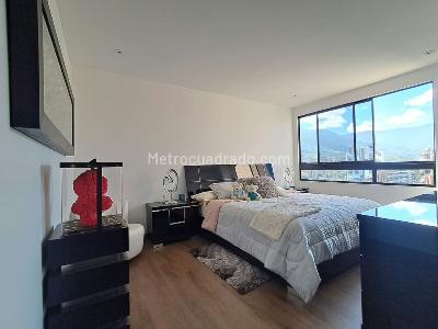 Apartamento de 3 alcobas en venta en El Castillo, Medellín, 138 m² · foto 20 de 20