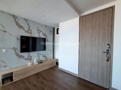 Apartamento de 3 alcobas en venta en El Castillo, Medellín, 138 m² · foto 4 de 20