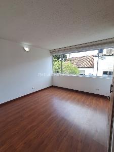 Apartamento de 4 alcobas en arriendo en Los Andes, Bogotá, 138 m² · foto 8 de 17