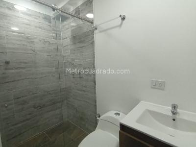 Apartamento de 3 alcobas en arriendo en La Colina, Medellín, 65 m² · foto 11 de 14