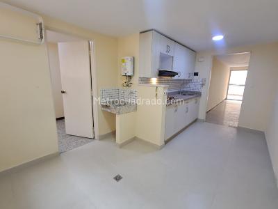 Apartamento de 3 alcobas en arriendo en Laureles, Medellín, 120 m² · foto 3 de 16