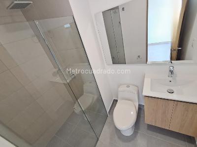 Apartamento de 2 alcobas en arriendo en Ciudad Del Rio, Medellín, 72 m² · foto 10 de 14