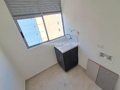 Apartamento de 2 alcobas en arriendo en Ciudad Del Rio, Medellín, 72 m² · foto 3 de 14