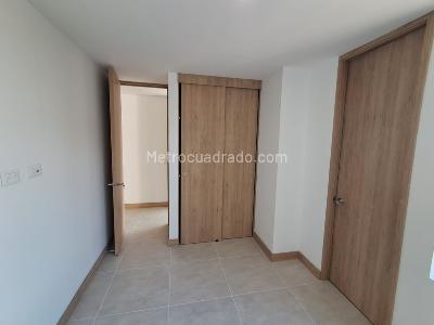 Apartamento de 2 alcobas en arriendo en Ciudad Del Rio, Medellín, 72 m² · foto 9 de 14