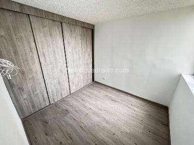 Apartamento de 2 alcobas en arriendo en Castilla, Bogotá, 39 m² · foto 7 de 12