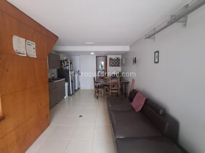 Apartamento de 2 alcobas en arriendo en Los Alpes, Medellín, 72 m² · foto 4 de 10
