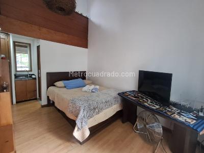 Apartamento de 2 alcobas en arriendo en Los Alpes, Medellín, 72 m² · foto 6 de 10