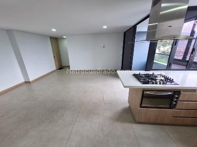 Apartamento de 3 alcobas en arriendo en Asomadera N º2, Medellín, 75 m² · foto 5 de 15