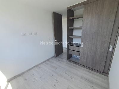 Apartamento de 2 alcobas en arriendo en Santa Teresa, Bogotá, 60 m² · foto 8 de 18