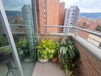 Apartamento de 2 alcobas en arriendo en Las Acacias, Medellín, 89 m² · foto 3 de 17