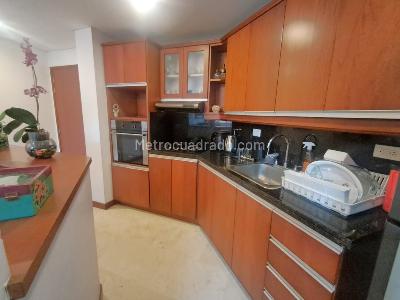 Apartamento de 2 alcobas en arriendo en Las Acacias, Medellín, 89 m² · foto 6 de 17