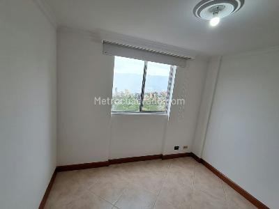 Apartamento de 3 alcobas en arriendo en Altos Del Poblado, Medellín, 70 m² · foto 10 de 15