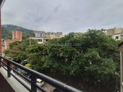 Apartamento de 3 alcobas en venta en El Trianon, Envigado, 135 m² · foto 4 de 20