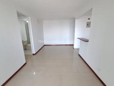 Apartamento de 3 alcobas en arriendo en Belen, Medellín, 65 m² · foto 2 de 17