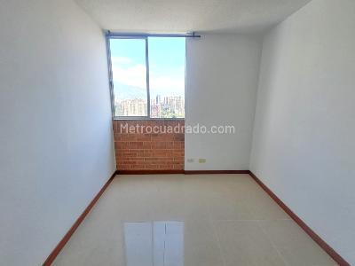 Apartamento de 3 alcobas en arriendo en Belen, Medellín, 65 m² · foto 5 de 17