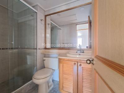 Apartamento de 4 alcobas en venta en Castropol, Medellín, 120 m² · foto 19 de 20