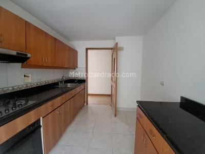 Apartamento de 4 alcobas en venta en Castropol, Medellín, 120 m² · foto 3 de 20