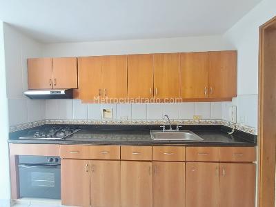 Apartamento de 4 alcobas en venta en Castropol, Medellín, 120 m² · foto 4 de 20