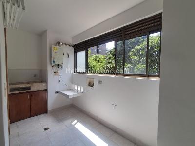 Apartamento de 4 alcobas en venta en Castropol, Medellín, 120 m² · foto 5 de 20