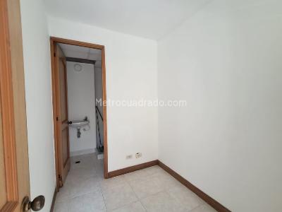 Apartamento de 4 alcobas en venta en Castropol, Medellín, 120 m² · foto 6 de 20