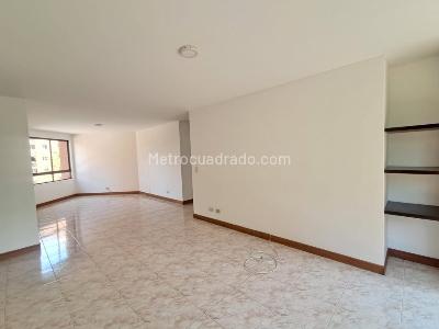 Apartamento de 4 alcobas en venta en Castropol, Medellín, 120 m² · foto 8 de 20