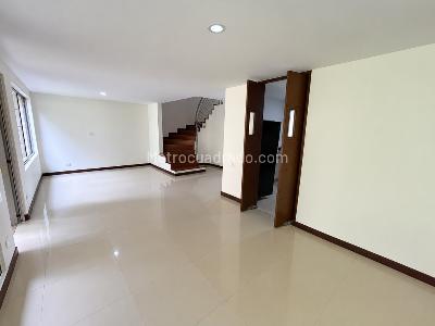 Casa de 3 alcobas en arriendo en Envigado, Envigado, 180 m² · foto 3 de 20