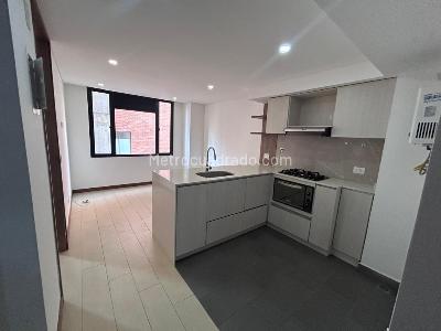 Apartaestudio en arriendo en Conquistadores, Medellín, 35 m² · foto 1 de 13