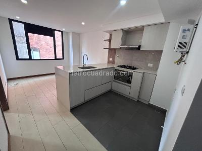 Apartaestudio en arriendo en Conquistadores, Medellín, 35 m² · foto 2 de 13