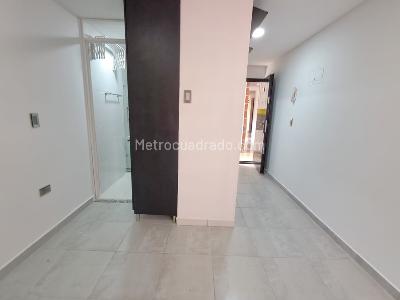 Apartaestudio en arriendo en Los Alpes, Medellín, 20 m² · foto 10 de 13