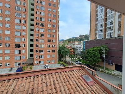 Apartaestudio en arriendo en Los Alpes, Medellín, 20 m² · foto 6 de 13