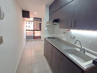 Apartaestudio en arriendo en Los Alpes, Medellín, 20 m² · foto 8 de 13
