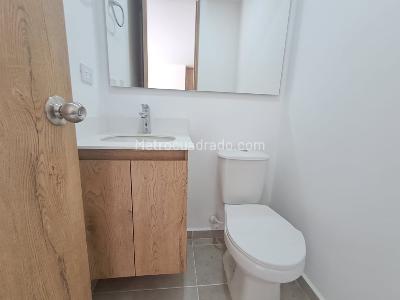 Apartaestudio en arriendo en San German, Medellín, 40 m² · foto 10 de 13