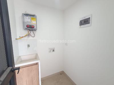 Apartaestudio en arriendo en San German, Medellín, 40 m² · foto 9 de 13