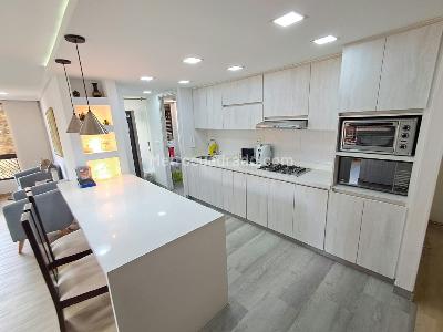 Apartamento de 3 alcobas en arriendo en Las Lomas, Medellín, 106 m² · foto 3 de 17