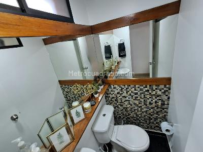 Apartamento de 3 alcobas en arriendo en Las Lomas, Medellín, 106 m² · foto 8 de 17