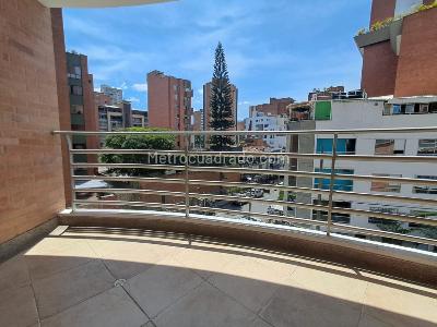 Apartaestudio en arriendo en Las Acacias, Medellín, 55 m² · foto 10 de 19