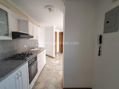 Apartaestudio en arriendo en Las Acacias, Medellín, 55 m² · foto 5 de 19