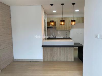 Apartamento de 2 alcobas en venta en Los Balsos, Medellín, 61 m² · foto 3 de 20