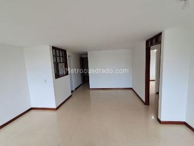 Apartamento de 2 alcobas en arriendo en Santa Maria De Los Angeles, Medellín, 65 m² · foto 3 de 15