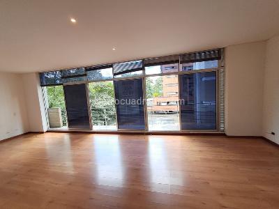 Apartamento de 1 alcoba en arriendo en El Poblado, Medellín, 69 m² · foto 3 de 9