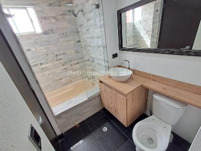 Apartamento de 1 alcoba en arriendo en Lalinde, Medellín, 60 m² · foto 12 de 13