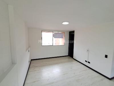 Apartamento de 1 alcoba en arriendo en Lalinde, Medellín, 60 m² · foto 8 de 13