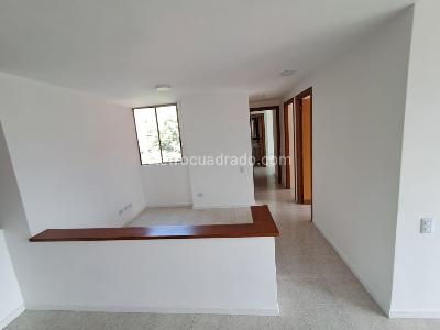 Apartamento de 3 alcobas en arriendo en La Florida, Medellín, 86 m² · foto 4 de 17